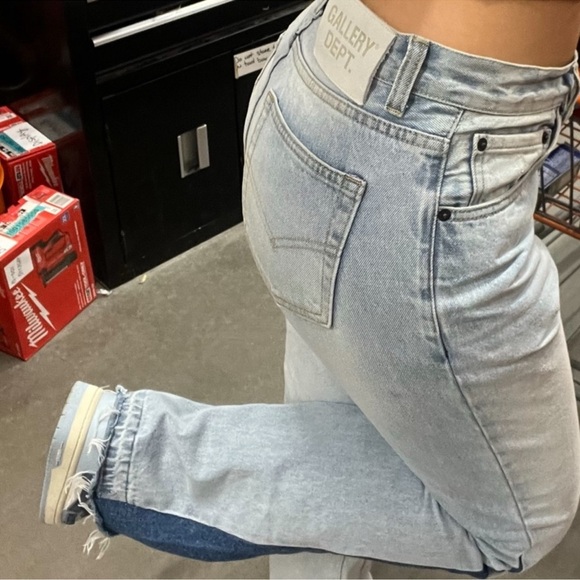 Gallery DEPT. Levi’s Straight-Leg Jeans - Picture 2 of 8